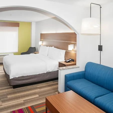 Holiday Inn Express And Suites Stroudsburg-Poconos By Ihg Exterior photo