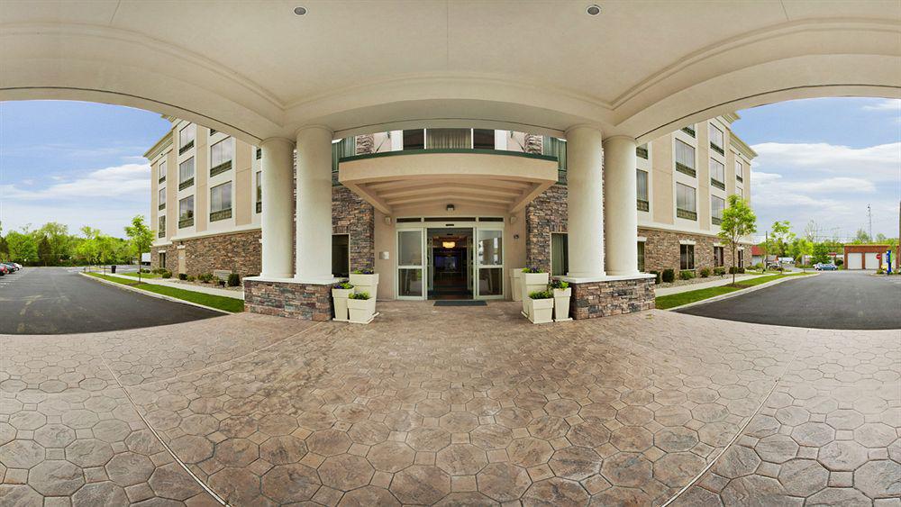 Resort Express And Stroudsburg-poconos By Ihg Stroudsburg