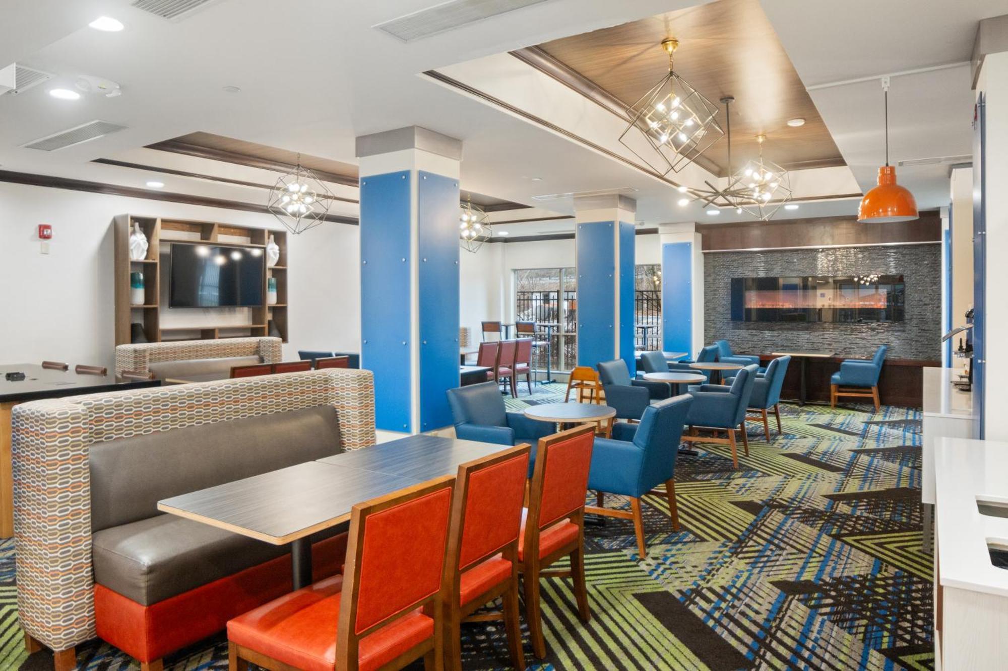 Resort Express And Stroudsburg-poconos By Ihg