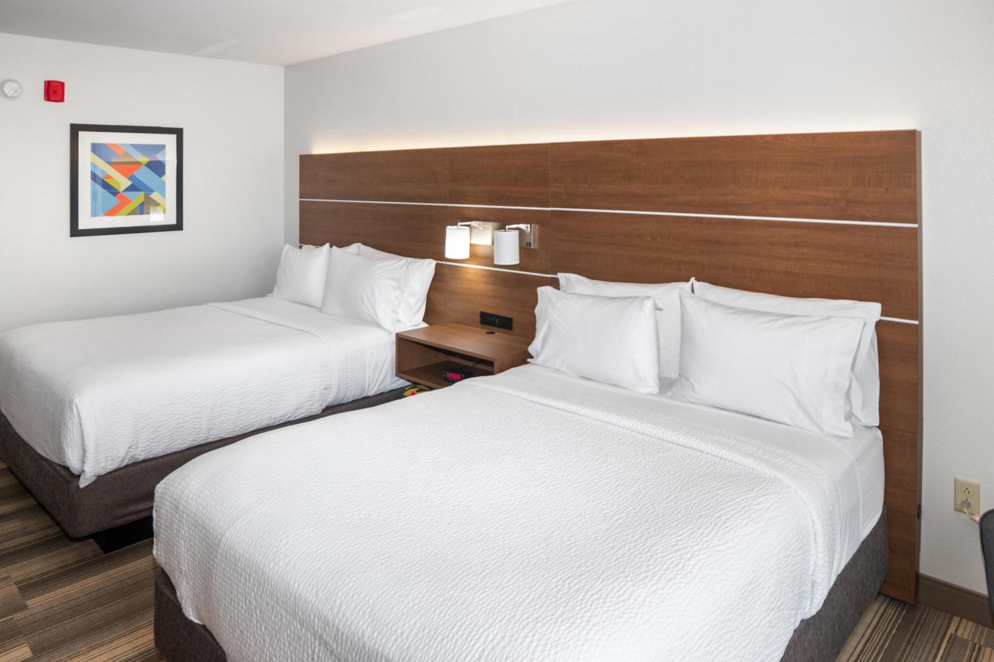 Express And Stroudsburg-poconos By Ihg Resort 3*