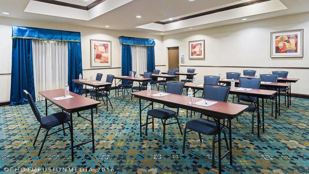 Express And Stroudsburg-poconos By Ihg Stroudsburg